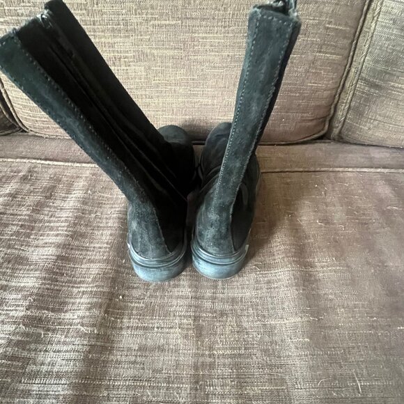 FREE PEOPLE Brooks Chelsea Boots Black Suede Lug Sole US 6 - Picture 5 of 9